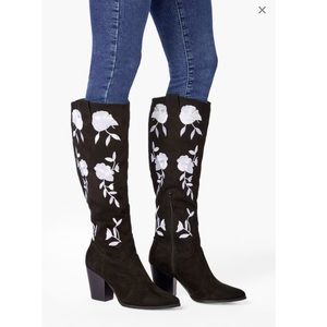 JUSTFAB Ropa Boots Women's SIZE 9.5 Black White Embroidered Flowers Shoes Boot